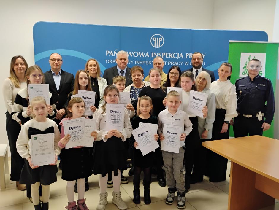 Konkurs plastyczny „Zagrożenia wypadkowe w gospodarstwach wiejskich oczami dziecka” 2025